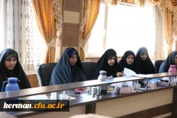 قدرت اصلی جمهوری اسلامی وحدت مردم  است. 3