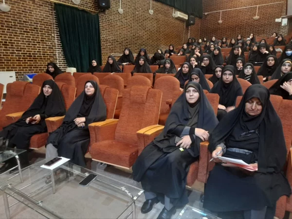 برگزاری نشست توجیهی ویژه نو دانشجو معلمان پردیس شهید باهنر دانشگاه فرهنگیان کرمان 6