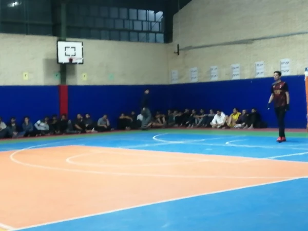 آغاز مسابقات فوتسال بمناسبت هفته تربیت بدنی و ورزش 3