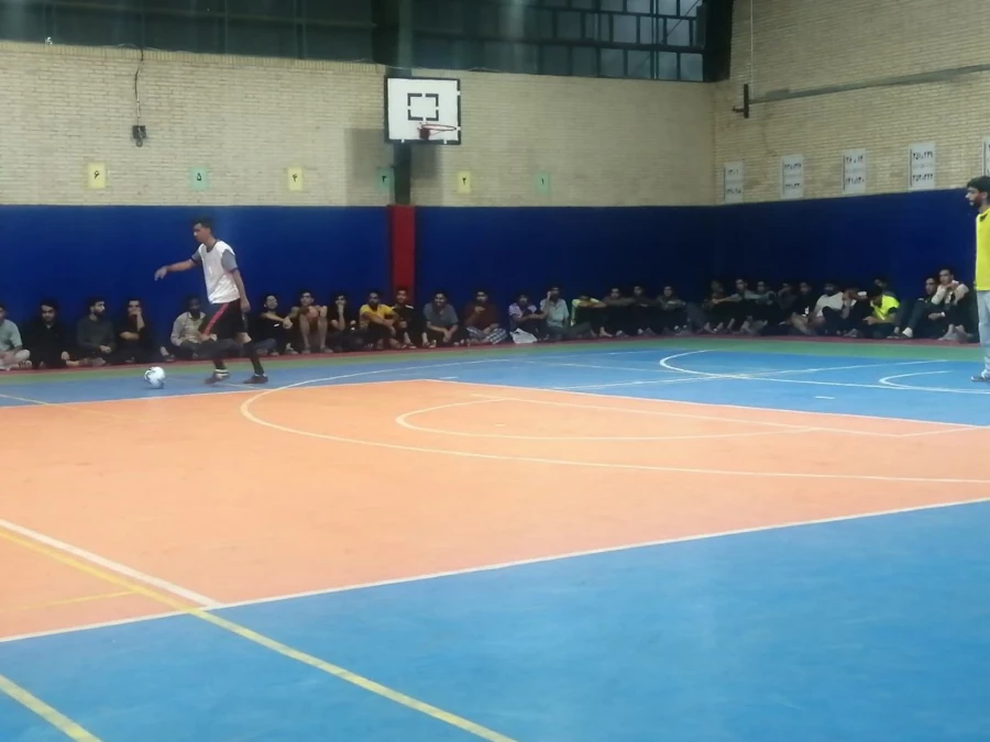 آغاز مسابقات فوتسال بمناسبت هفته تربیت بدنی و ورزش 4