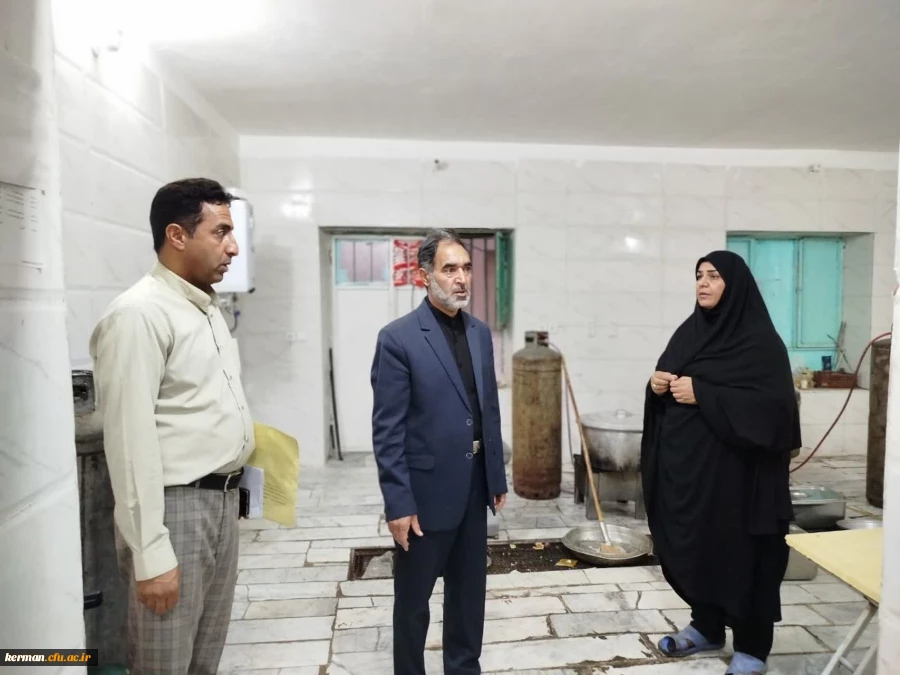 بازدید دکتر توان ریاست دانشگاه فرهنگیان استان کرمان از دانشگاه فرهنگیان مرکز امیر کبیر جیرفت 2