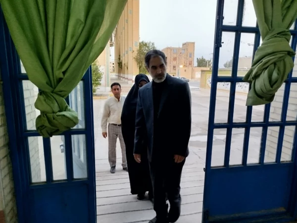 بازدید دکتر توان ریاست دانشگاه فرهنگیان استان کرمان از دانشگاه فرهنگیان مرکز امیر کبیر جیرفت 6