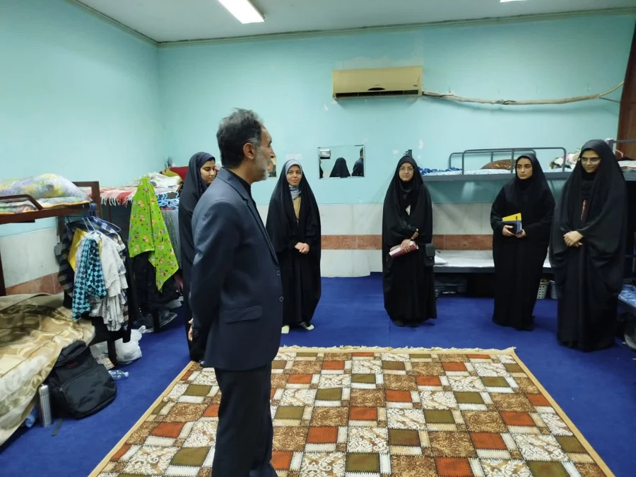 بازدید دکتر توان رئیس دانشگاه فرهنگیان استان کرمان از سرای دانشجویی مرکز امیر کبیر جیرفت 10