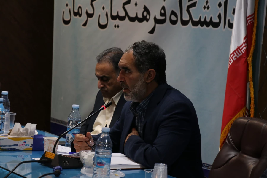 برگزاری نشست هم اندیشی اساتید و اعضای هیئت علمی دانشگاه فرهنگیان استان کرمان 3