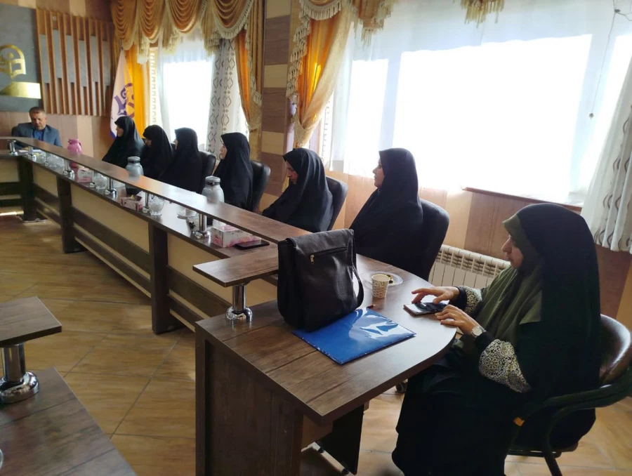 تجلیل از دکتر حسین صیفوری مدیرسابق   آموزشی و تحصیلات تکمیلی پردیس خواجه نصیر الدین طوسی دانشگاه فرهنگیان کرمان 4