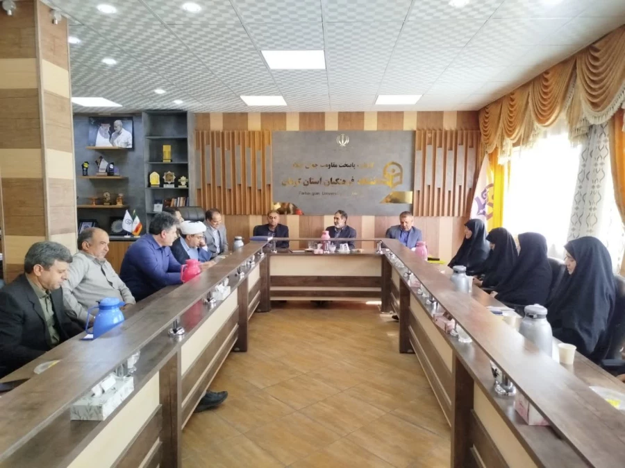 تجلیل از دکتر حسین صیفوری مدیرسابق   آموزشی و تحصیلات تکمیلی پردیس خواجه نصیر الدین طوسی دانشگاه فرهنگیان کرمان 5