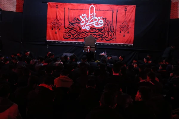 برگزاری مراسم عزاداری دهه اول فاطمیه در دانشگاه فرهنگیان کرمان 9