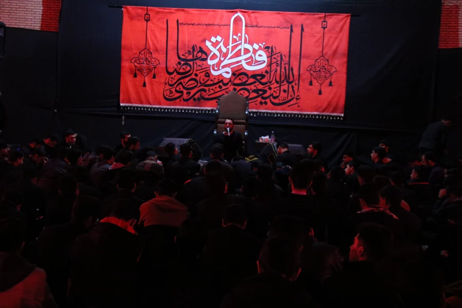 برگزاری مراسم عزاداری دهه اول فاطمیه در دانشگاه فرهنگیان کرمان 9