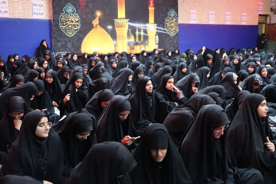 برگزاری مراسم عزاداری دهه اول فاطمیه در دانشگاه فرهنگیان کرمان 12