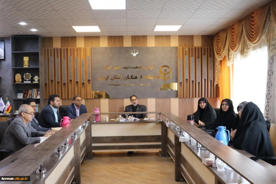 مشاور؛ فردی با انگیزه ،دغدغه مند وبااحساس مسئولیت میباشد. 4