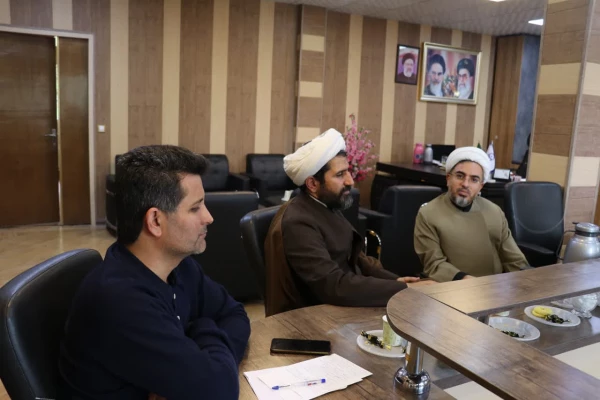 مشاور؛ فردی با انگیزه ،دغدغه مند وبااحساس مسئولیت میباشد. 7