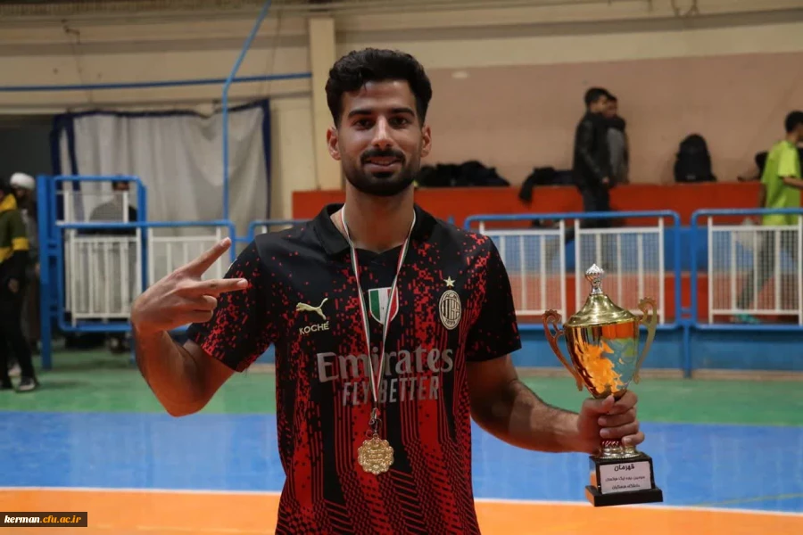 قهرمانی تیم آذرخش در مسابقات لیگ فوتسال پردیس خواجه نصیرالدین طوسی 2