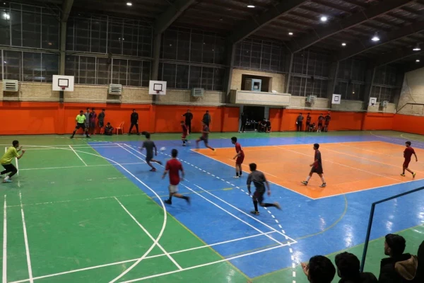 قهرمانی تیم آذرخش در مسابقات لیگ فوتسال پردیس خواجه نصیرالدین طوسی 5