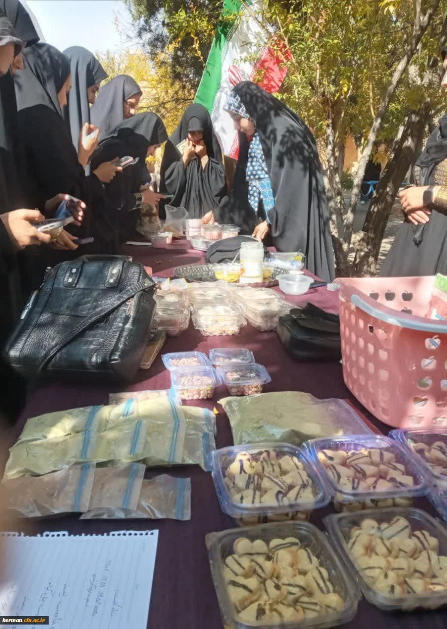 برگزاری بازارچه در حمایت از جبهه مقاومت  3