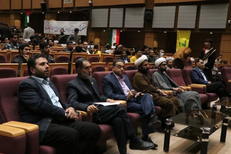 دومین یادواره 49شهید دانشجو معلم دانشگاه فرهنگیان استان کرمان برگزارشد.
 12