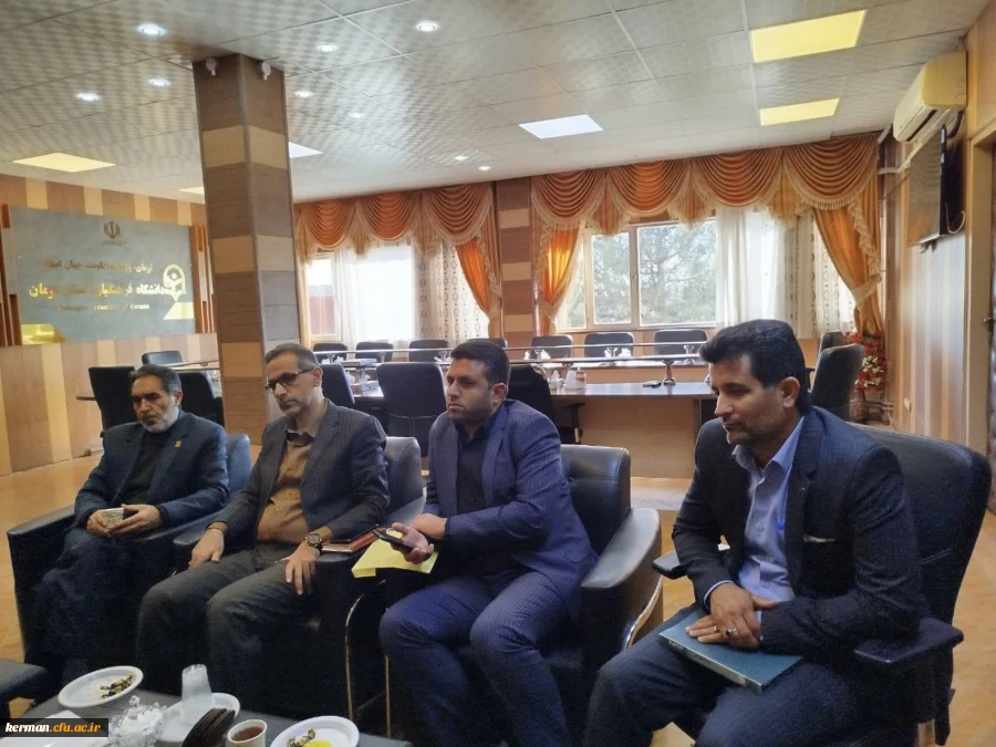 برگزاری کمیته نظارت بر نشریات و تشکل های دانشگاه فرهنگیان استان کرمان 2
