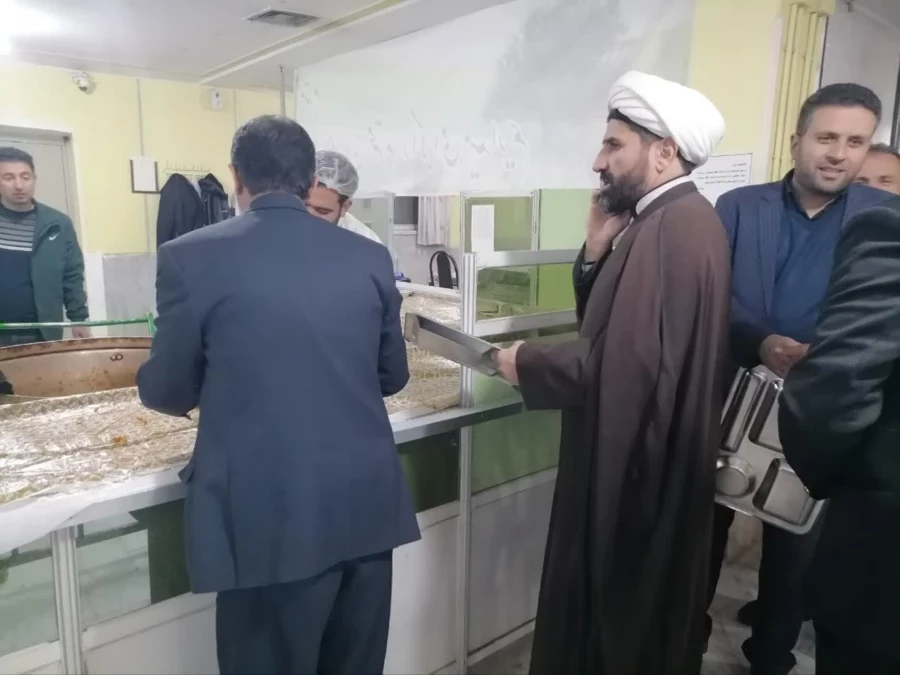 بازدید رئیس دانشگاه از خوابگاه دانشجویی پردیس خواجه نصیرالدین طوسی  3