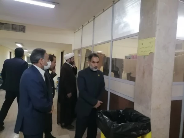 بازدید رئیس دانشگاه از خوابگاه دانشجویی پردیس خواجه نصیرالدین طوسی  5