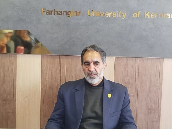 ۱۶آذر روز تجلیل از دانشجو میباشد. 5