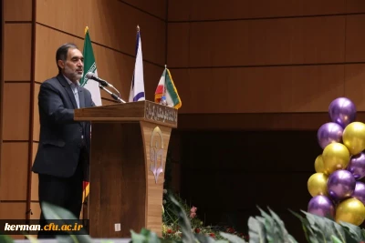 دکتر توان ، رئیس دانشگاه فرهنگیان استان کرمان ،در مراسم گرامیداشت روز دانشجو در دانشگاه فرهنگیان کرمان:

دانشجویان ما در تمام صحنه های انقلاب حضور داشتند 