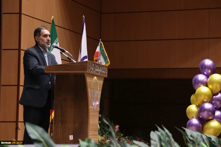 دانشجویان ما در تمام صحنه های انقلاب حضور داشتند  2