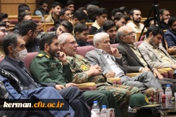 شبی خاطره انگیز همراه با دانشجو معلمان شرکت کننده اردوی راهیان مقاومت در دانشگاه فرهنگیان کرمان 5