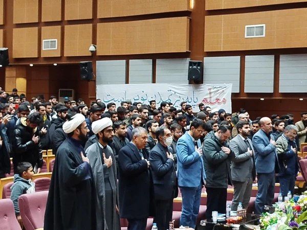 وجه تمایز حاج قاسم به عنوان سردار نسل ظهور،رغبت او به شهادت میباشد. 3