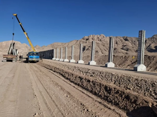 دومین مرحله اجرای دیوار احداث دانشگاه جامع فرهنگیان کرمان 3