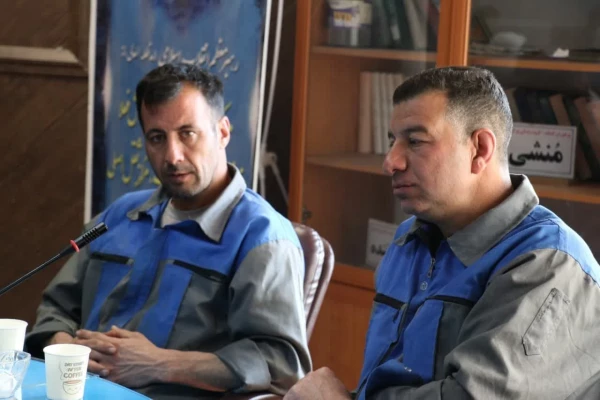 نشست صمیمی مسئولین دانشگاه فرهنگیان کرمان با عوامل اجرایی حوزه امور عمومی دانشگاه  5