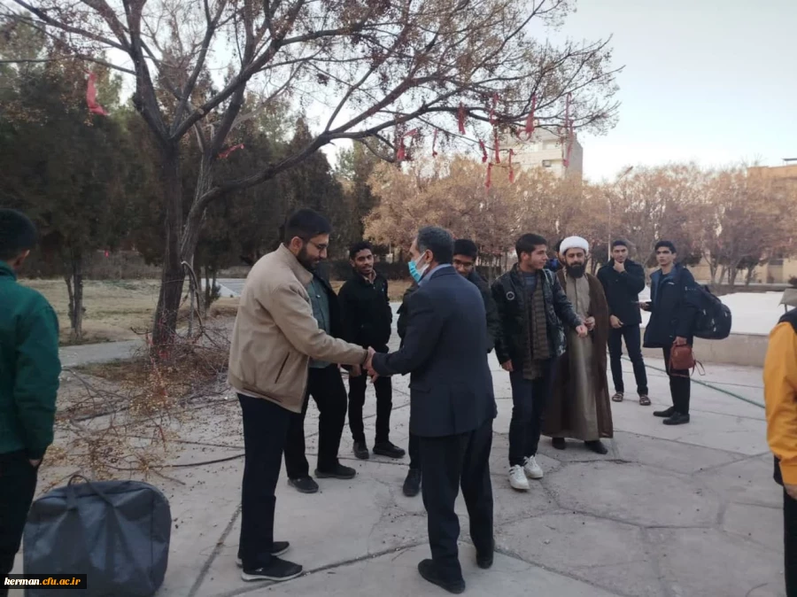 بدرقه دانشجو معلمان اعزامی به اردوی راهیان نور  2