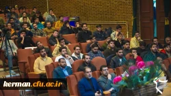 دکتر ناصر رفیعی در جمع دانشجومعلمان کرمانی 2