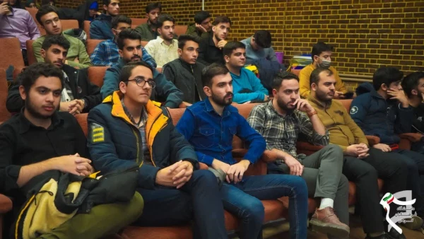 دکتر ناصر رفیعی در جمع دانشجومعلمان کرمانی 4