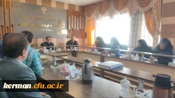 بررسی نقاط قوت و ضعف  دانشگاه در جلسه شورای مدیریت دانشگاه فرهنگیان کرمان 

 4