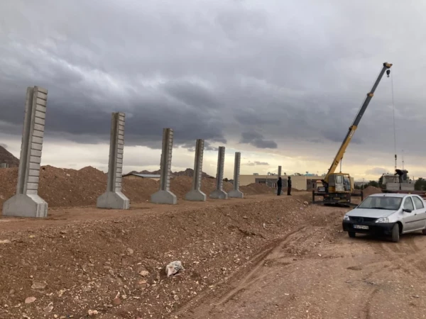 مرحله آخردیوارگذاری دانشگاه جامع فرهنگیان کرمان 2