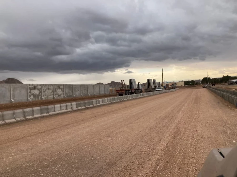 مرحله آخردیوارگذاری دانشگاه جامع فرهنگیان کرمان 3