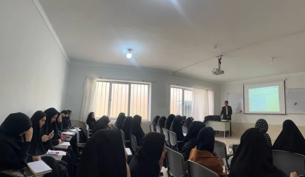  کارگاه آموزشی روش تحقیق موضوعی در قرآن کریم

 4