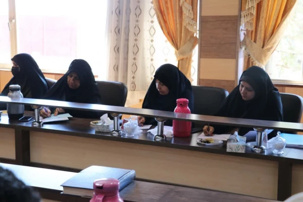 دکتر توان:ماه رمضان بهترین فرصت برای نزدیکی به خدا است
 2