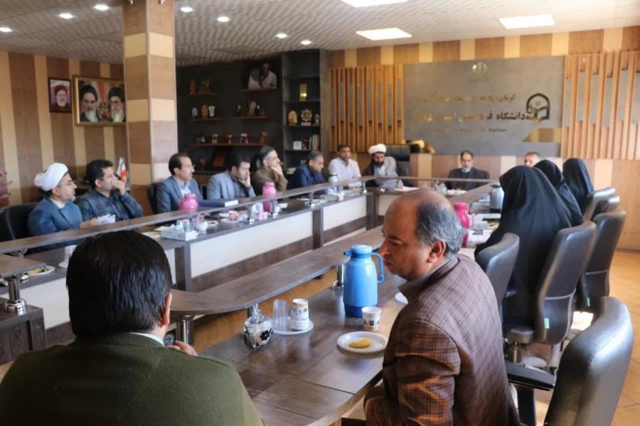 دکتر توان:ماه رمضان بهترین فرصت برای نزدیکی به خدا است
 4