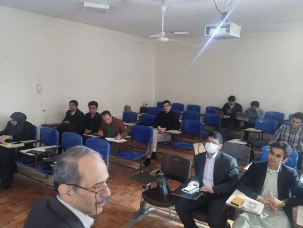 در ادامه مسیر آینده 2