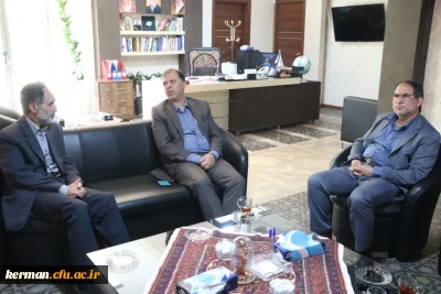 دیدار دکتر توان رئیس دانشگاه فرهنگیان کرمان و دکتر وحیدی رئیس سازمان مدیریت و برنامه ریزی استان