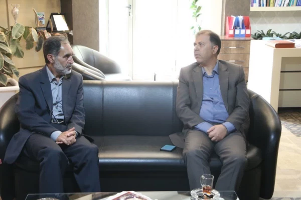 دیدار دکتر توان رئیس دانشگاه فرهنگیان کرمان و دکتر وحیدی رئیس سازمان مدیریت و برنامه ریزی استان 5