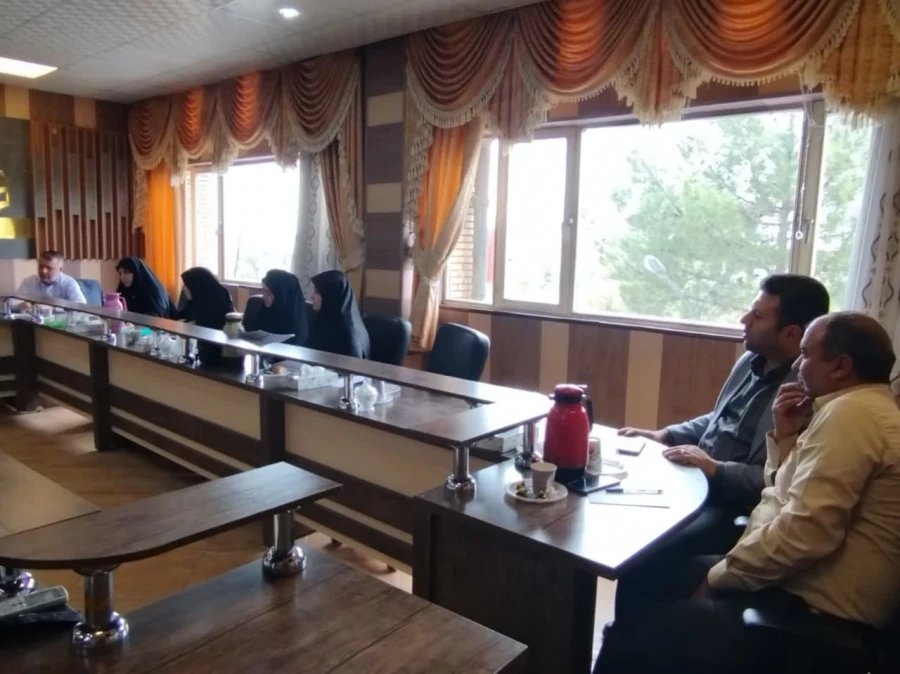  تاکید رئیس دانشگاه فرهنگیان استان بربرگزاری منظم کلاس های آموزشی 

 3