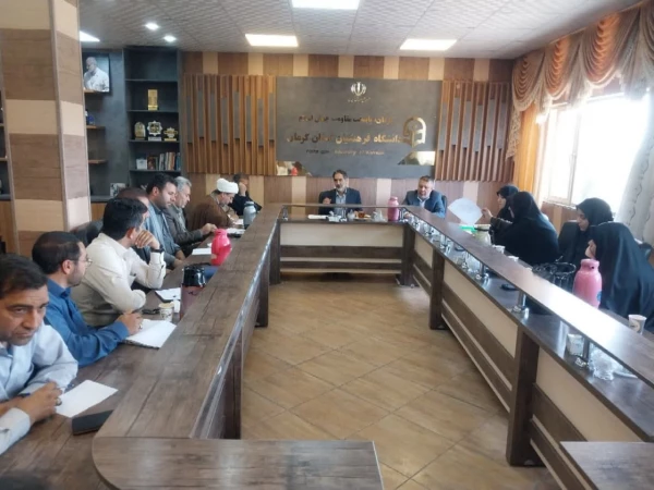 بهترین شیوه تربیتی خوش اخلاقی و محبت است  2