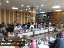 بهترین شیوه تربیتی خوش اخلاقی و محبت است  3