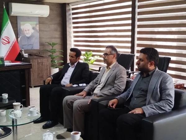 دیدار نوروزی رئیس دانشگاه فرهنگیان استان و مدیر کل آموزش و پرورش استان کرمان

 3