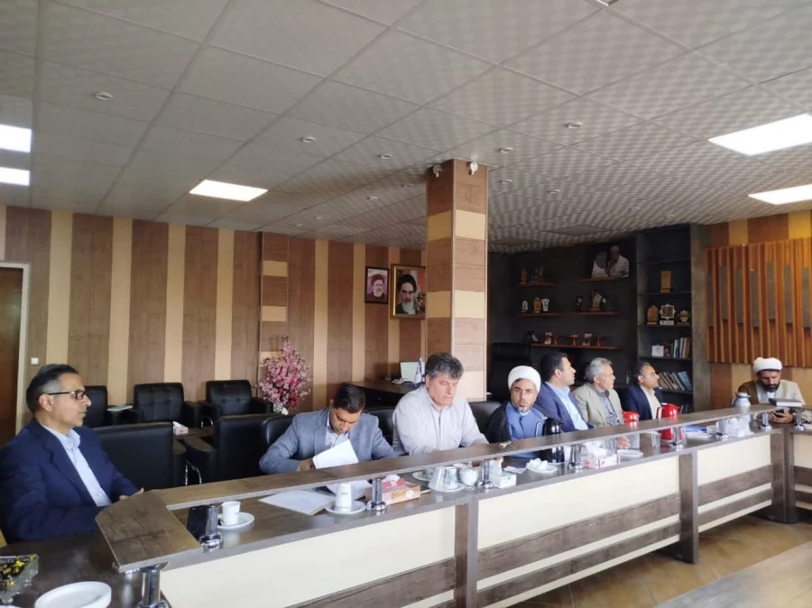 تشکیل شورای مدیریت دانشگاه فرهنگیان استان کرمان با تاکید برصرفه جویی در مصرف آب و برق 

 4