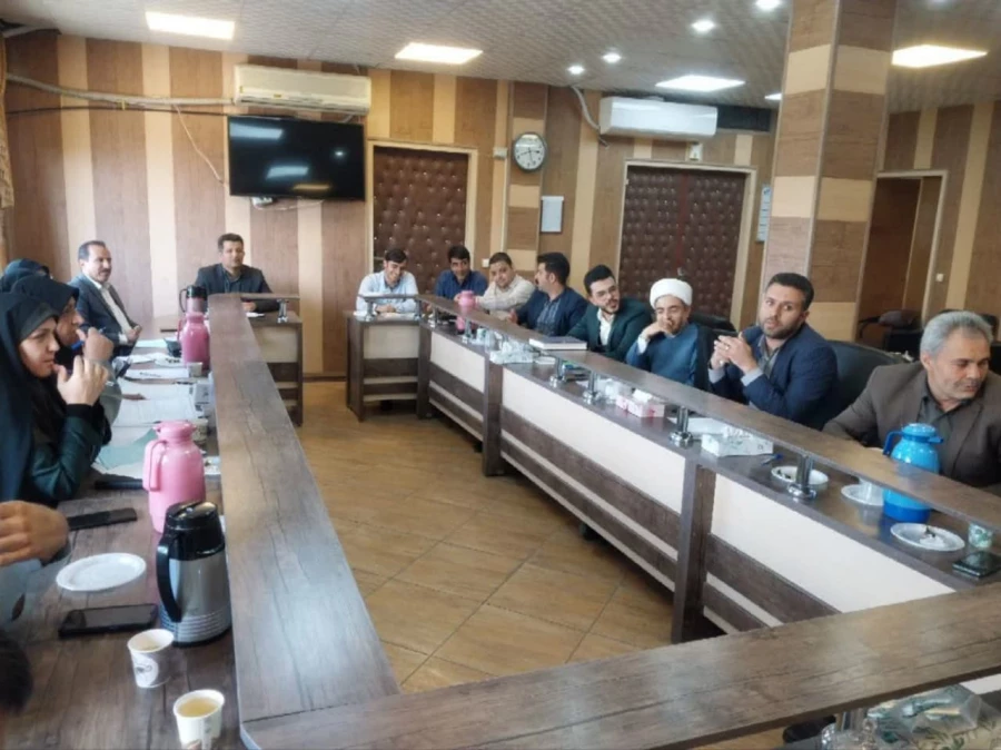 بررسی برنامه های پیشنهادی حوزه دانشجویی  4