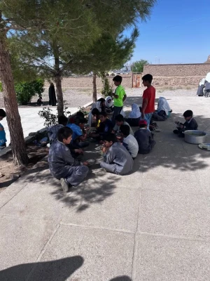 بازدید علمی از مدارس  چند پایه داوران رفسنجان 

 2