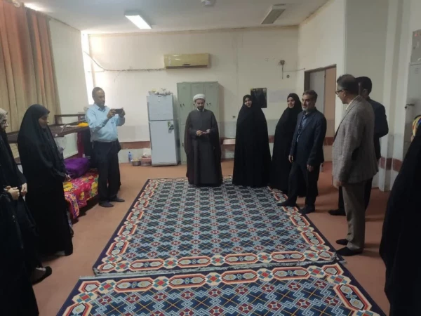 بازدید رئیس دانشگاه فرهنگیان استان از سراهای دانشجویی در مرکز امیرکبیر جیرفت
 2