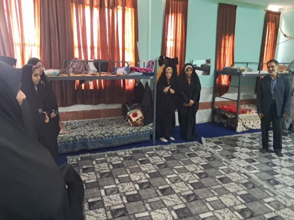 بازدید رئیس دانشگاه فرهنگیان استان از سراهای دانشجویی در مرکز امیرکبیر جیرفت
 7